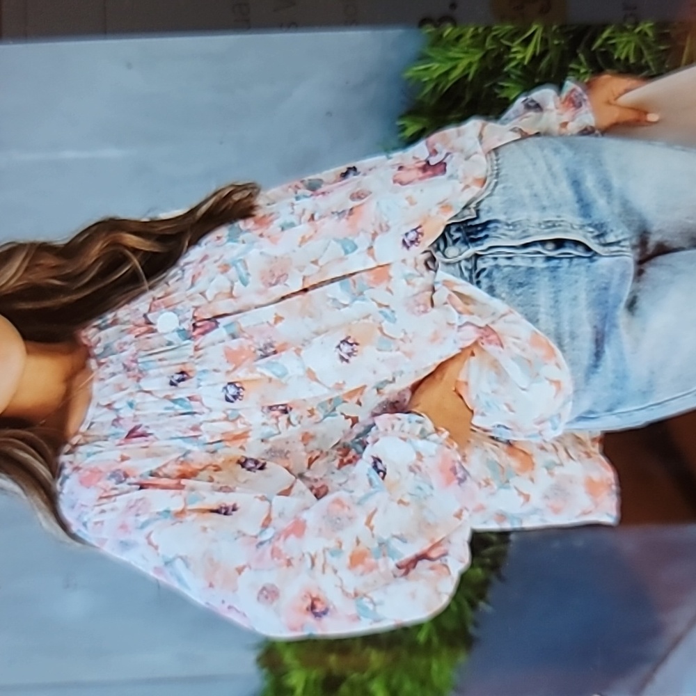 #44 Floral Print Long Sleeve Blouse